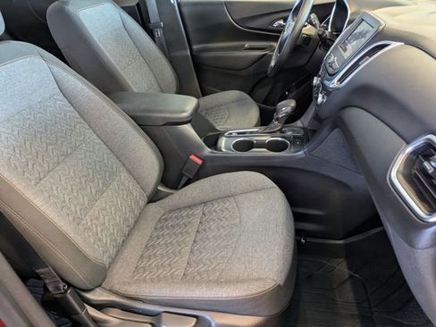 Used 2024 Chevrolet Equinox LT w/ LPO, Floor Liner Package image 19