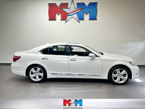 Used 2011 Lexus LS 460 w/ Comfort Pkg RWD image 1