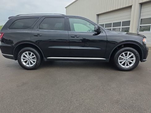 Used 2019 Dodge Durango SXT AWD/4WD image 4