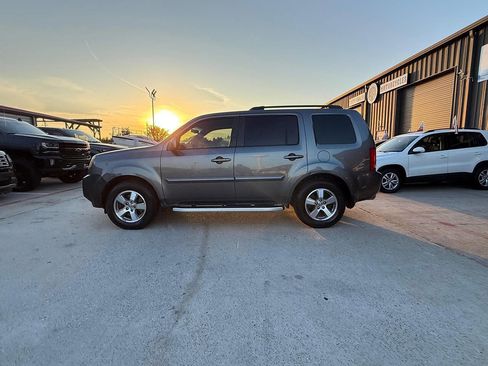 Used 2011 Honda Pilot EX image 18