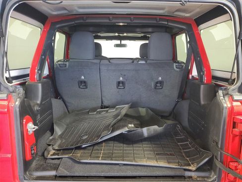 Used 2021 Jeep Wrangler Unlimited Sport image 25