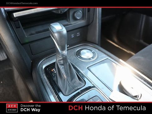 Used 2021 Nissan Armada S image 11