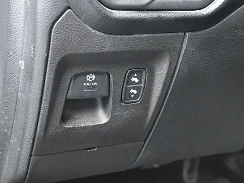 Used 2022 RAM 1500 Big Horn image 16