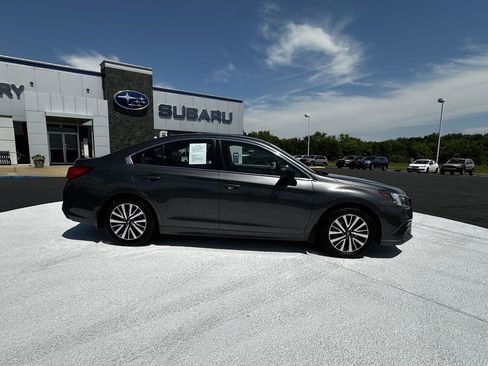 Used 2019 Subaru Legacy 2.5i Premium AWD/4WD image 10