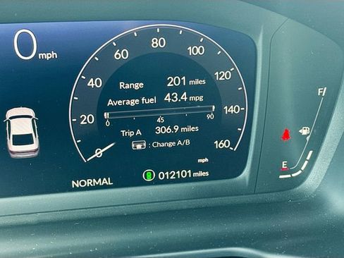 Certified 2025 Honda Accord Sport image 9