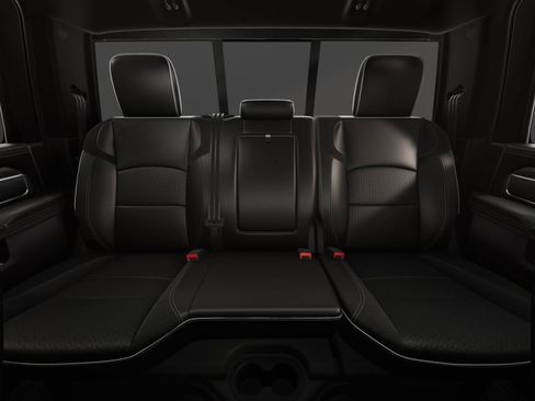 New 2026 RAM 2500 Laramie AWD/4WD image 3