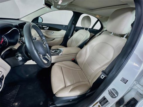 Used 2019 Mercedes-Benz C 300 4MATIC Sedan image 21