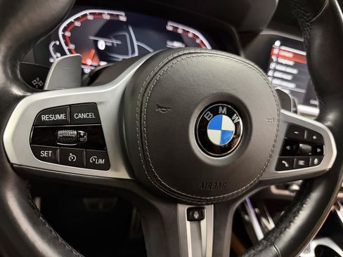 Used 2021 BMW X7 xDrive40i w/ M Sport Package AWD/4WD image 18