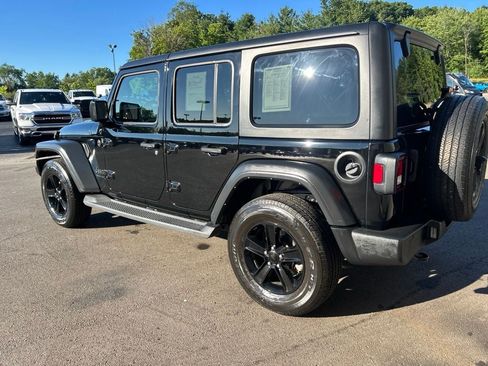 Used 2023 Jeep Wrangler Unlimited Sport AWD/4WD image 5