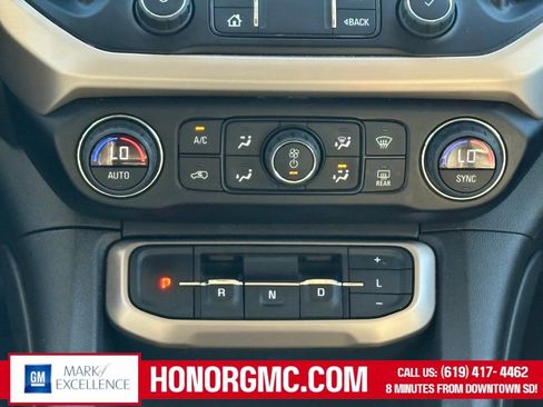 Used 2023 GMC Acadia Denali image 30