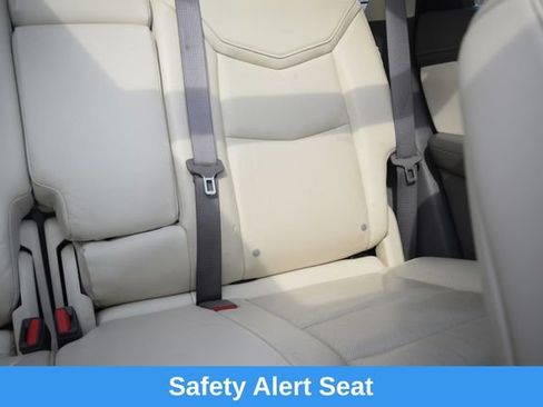 Used 2017 Cadillac XT5 Luxury w/ Driver Awareness Package FWD image 16