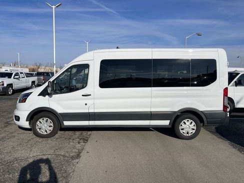 Used 2023 Ford Transit 350 XLT RWD image 2