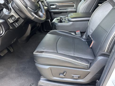 Used 2024 RAM 2500 Laramie w/ Safety Group AWD/4WD image 9