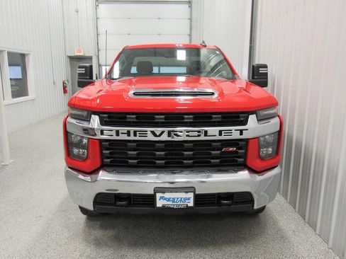 Used 2020 Chevrolet Silverado 2500 LT w/ Z71 Off-Road Package image 9