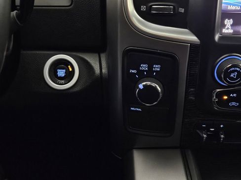 Used 2016 RAM 2500 Limited AWD/4WD image 17