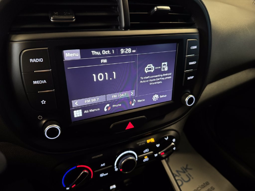 Used 2024 Kia Soul LX w/ Option Group 015 FWD image 13