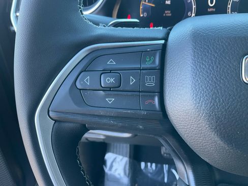 New 2025 Jeep Grand Cherokee Laredo X image 16