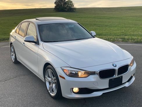 Used 2013 BMW 328i Sedan RWD image 10