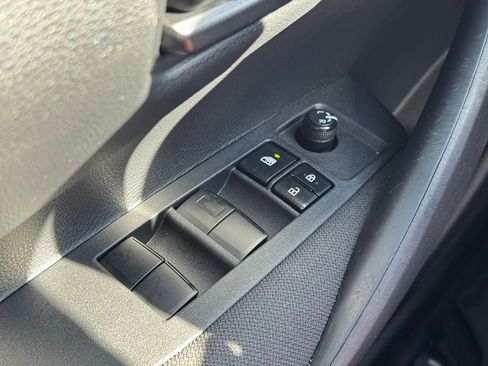 Used 2024 Toyota Corolla LE image 21