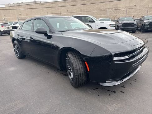 Used 2026 Dodge Charger R/T w/ Driver Convenience Group AWD/4WD image 3
