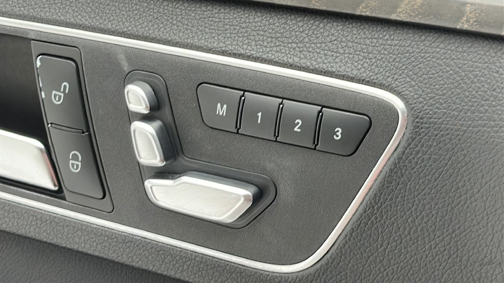 Used 2016 Mercedes-Benz E 350 4MATIC Sedan image 23