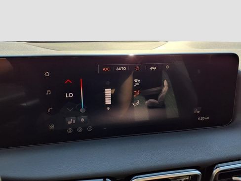 Used 2026 Nissan Sentra SV w/ SV Convenience Package FWD image 11