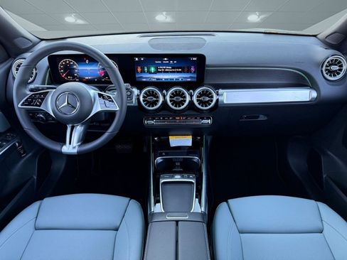 New 2026 Mercedes-Benz GLB 250 image 12
