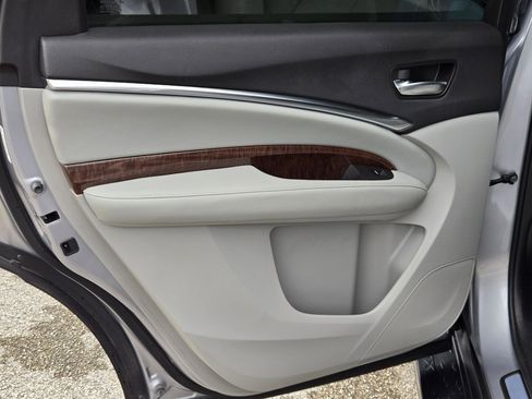 Used 2017 Acura MDX FWD w/ Technology Package image 16
