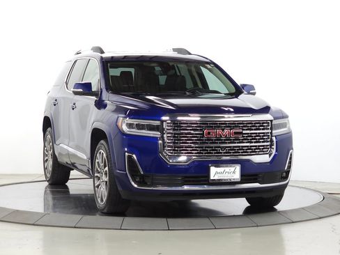 Used 2023 GMC Acadia Denali w/ Denali Technology Package AWD/4WD image 1