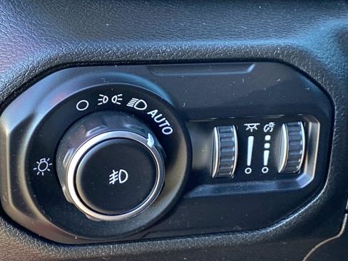 Certified 2021 Jeep Wrangler Unlimited Sport image 29