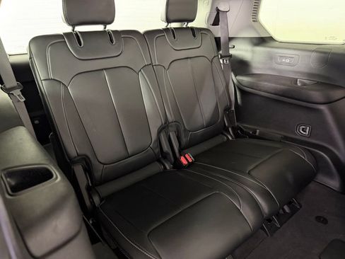 Used 2021 Jeep Grand Cherokee L Limited AWD/4WD image 40