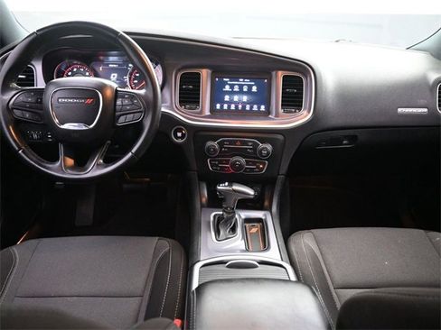 Used 2020 Dodge Charger SXT image 16