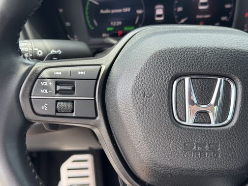 Certified 2025 Honda Accord Sport image 27