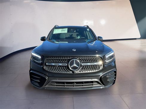 New 2026 Mercedes-Benz GLB 250 4MATIC image 5
