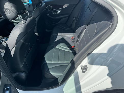 Used 2017 Mercedes-Benz C 300 4MATIC Sedan image 10