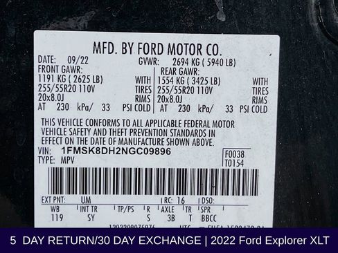 Used 2022 Ford Explorer XLT w/ Equipment Group 202A image 37