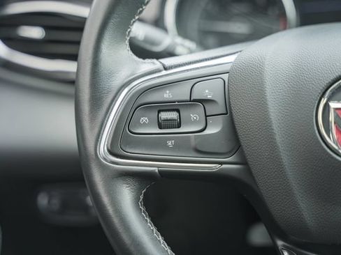 Used 2021 Buick Encore GX Preferred w/ Cold Weather Comfort Package FWD image 35