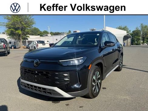 New 2026 Volkswagen Tiguan S FWD image 1