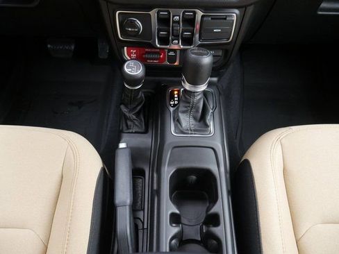 New 2026 Jeep Gladiator Willys AWD/4WD image 18