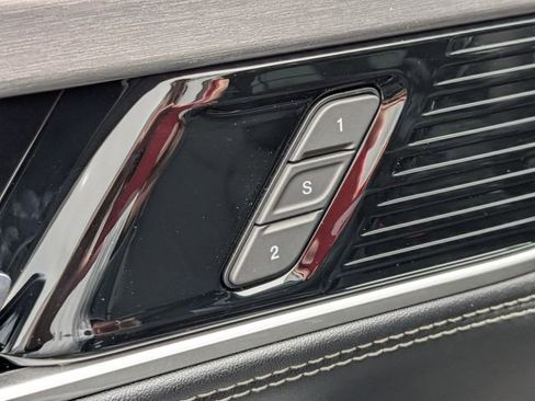 New 2026 Jeep Grand Wagoneer Limited image 10