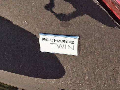 Used 2023 Volvo XC40 Recharge Plus AWD/4WD image 37