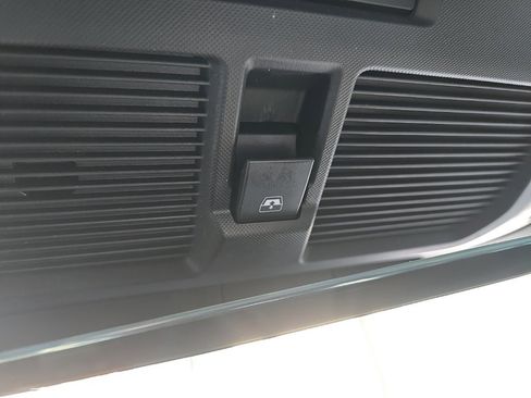 Used 2025 GMC Hummer EV 3X image 79