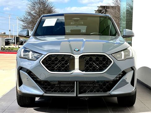 Certified 2025 BMW X2 xDrive28i image 5