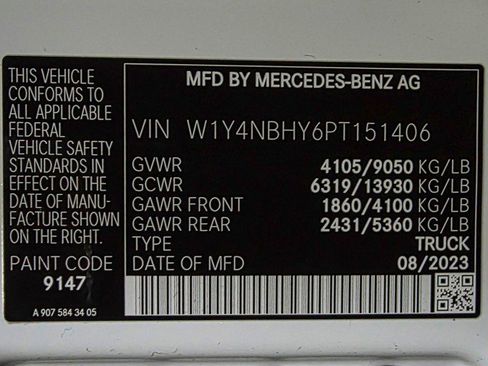 Used 2023 Mercedes-Benz Sprinter 2500 image 33