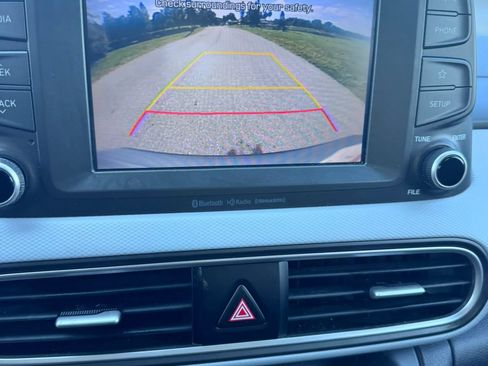 Used 2018 Hyundai Kona SEL FWD image 19