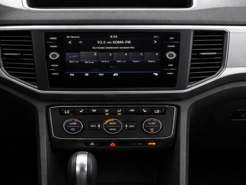 Used 2019 Volkswagen Atlas SE AWD/4WD image 17