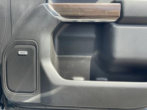 Used 2019 Chevrolet Silverado 1500 RST AWD/4WD image 22