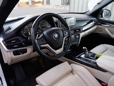 Used 2018 BMW X5 xDrive40e image 2