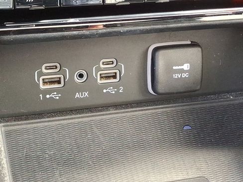 Used 2021 Jeep Grand Cherokee L Overland w/ Luxury Tech Group IV image 24