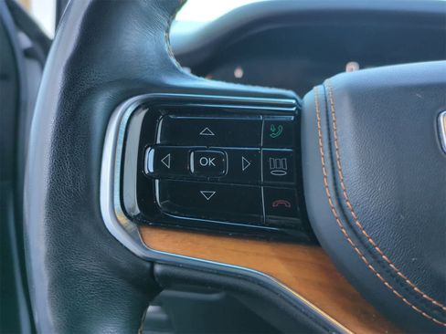 Used 2022 Jeep Grand Wagoneer Series III image 23